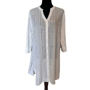 Chico's White Eyelet Cotton Button Down Tunic Blouse Shirt Size 2 (Large)
